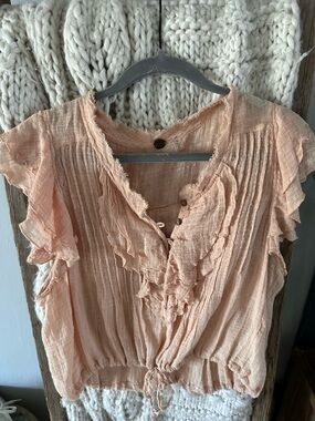 Free People One Naya Peach Ruffle V-Neck Blouse